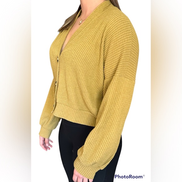 Final Touch Boutique Mustard Yellow Sweater - Picture 3 of 4